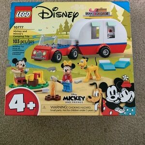 LEGO Disney Mickey & Friends Camping Adventure Set